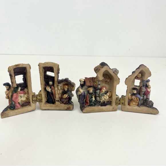 Dicksons Miniature Hinged Resin Set of 2 Nativity Scene Holiday Christmas Decor - Picture 11 of 16